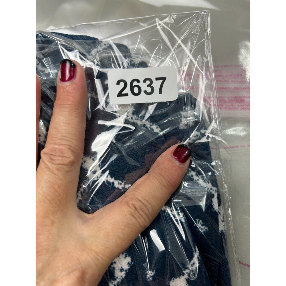 LuLaRoe Blue White Geometric Print Fit Flare Midi Dress Short Sleeve Pockets - Picture 10 of 10